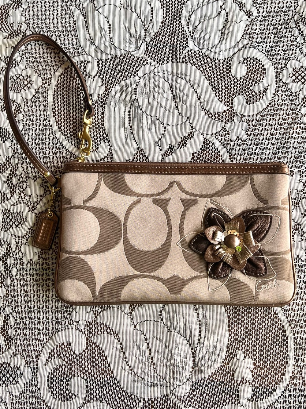 Coach y2k vintage monogram floral wristlet